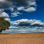 Schwarzatalblick In Ortsteil Boehlscheiben *