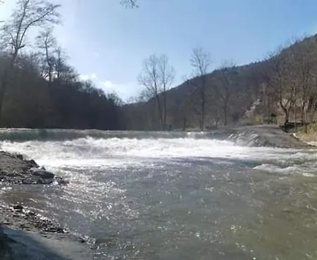 Feriehus Schwarzatalblick In Ortsteil Boehlscheiben