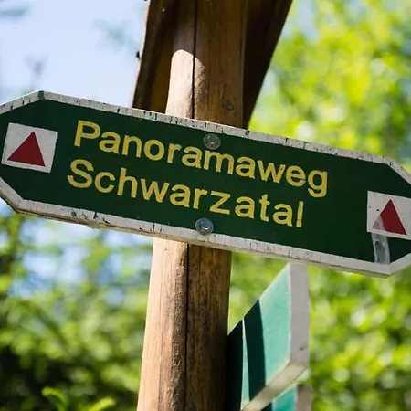 Schwarzatalblick In Ortsteil Böhlscheiben * Bad Blankenburg