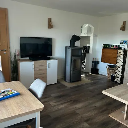 Schwarzatalblick In Ortsteil Böhlscheiben *
