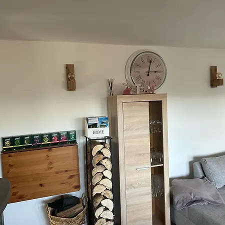 Ferienhaus Schwarzatalblick In Ortsteil Böhlscheiben *