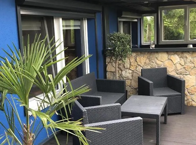 Schwarzatalblick In Ortsteil Boehlscheiben Tatil Evi